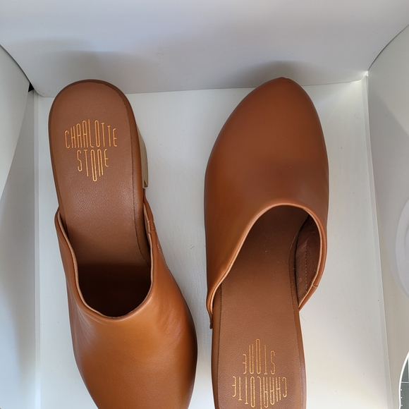 Brown Leather Clogs - Picture 8 of 10